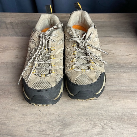 Merrell Moab 2 Ventilator Womens Size 9 Taupe Black Outdoor Walking Hiking - Picture 1 of 9